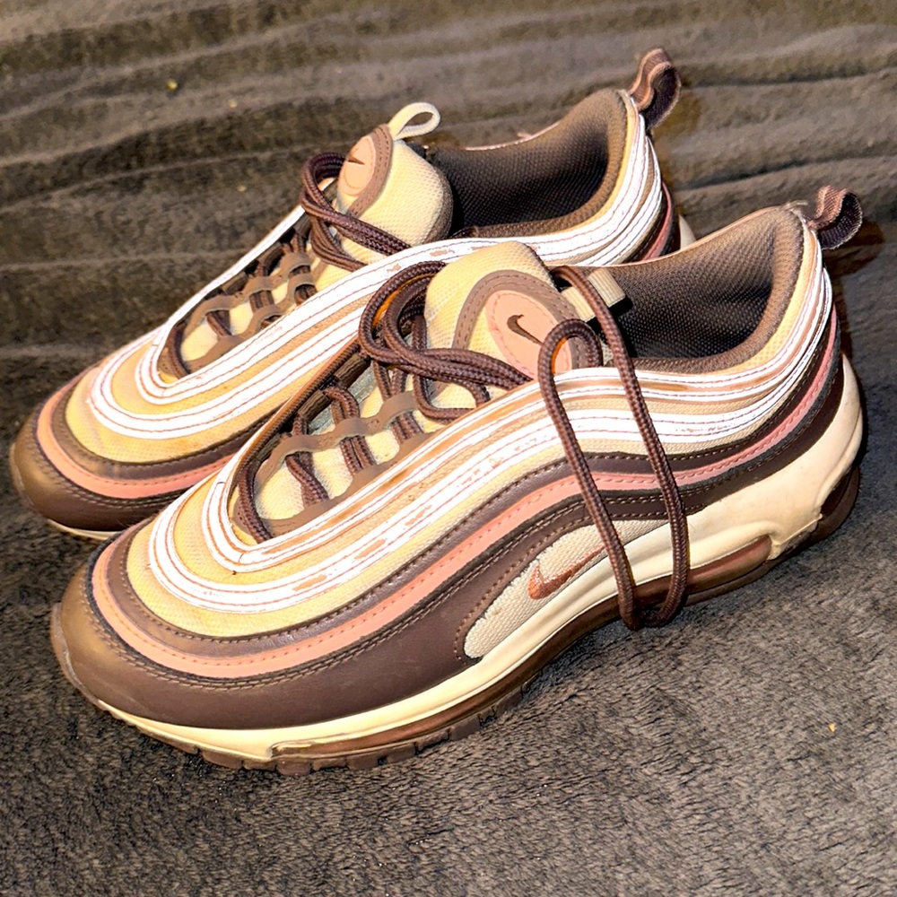 Nike air maxx 97.  Violet Ore Pink Glaze(GS)